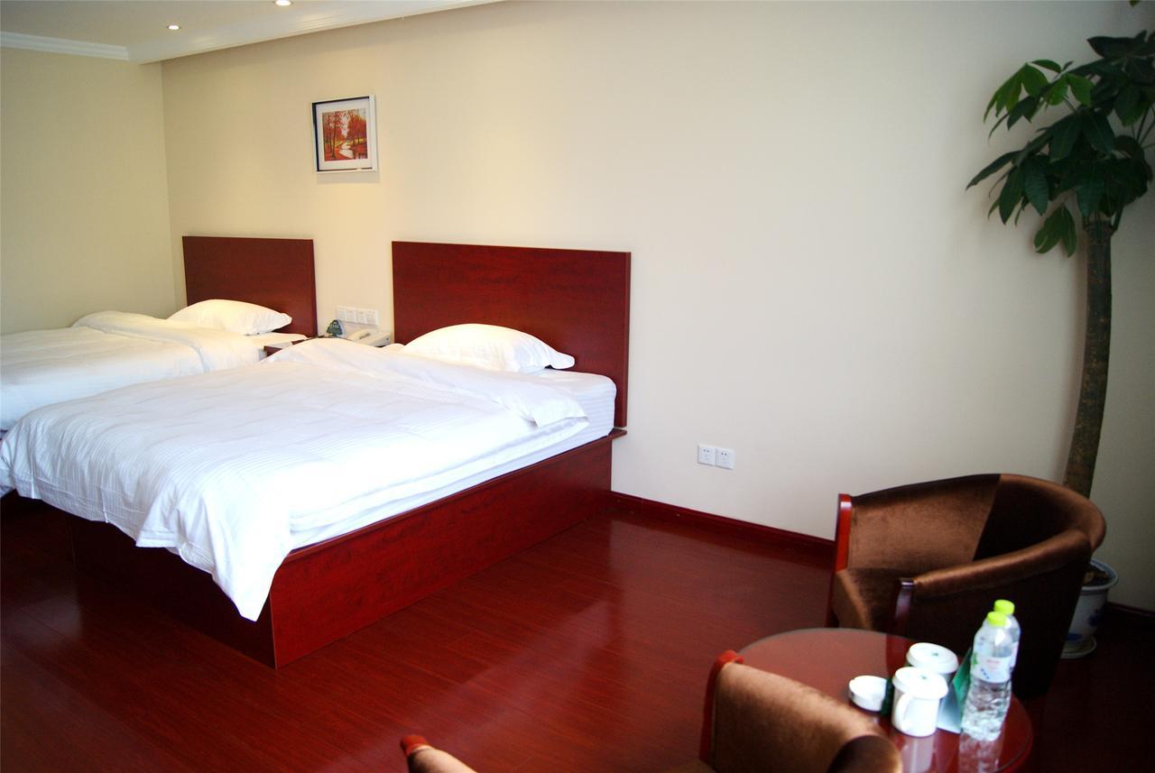 Greentree Inn Jiangsu Suzhou Kunshan High Speed Rail Station Hengshan Road Express Hotel Exterior photo